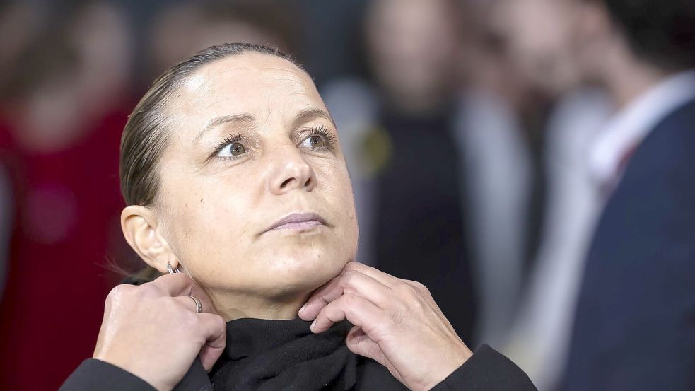 Stieg einst mit dem SV Straelen aus der Männer-Regionalliga ab und dann wieder auf: Inka Grings. (Archivbild) Foto: Michael Buholzer/KEYSTONE/dpa