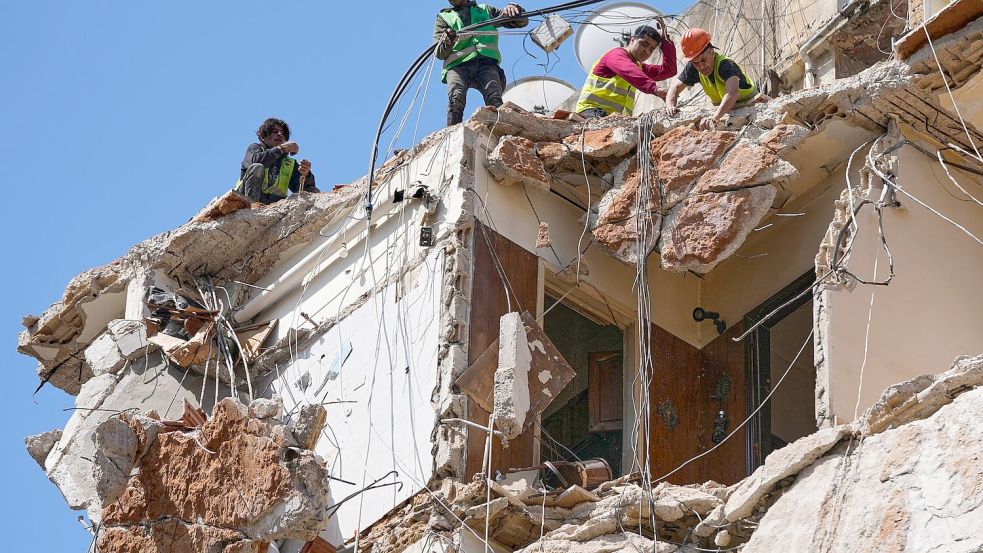 Die Kämpfe im Libanon gehen weiter, Gespräche zwischen Israel und der dortigen Führung sollen nun aber starten. Foto: Hussein Malla