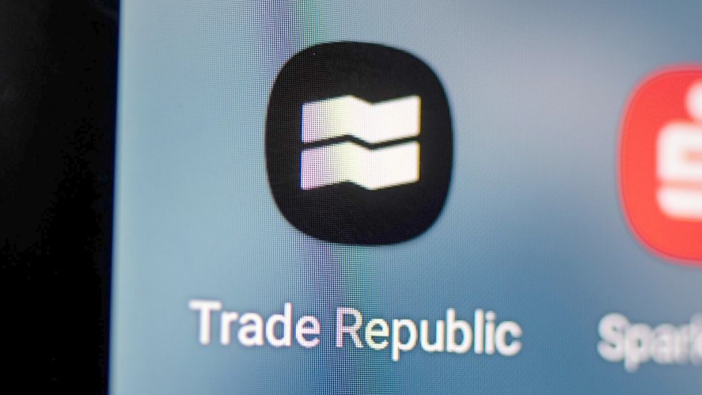Der Online-Broker Trade Republic arbeitet rein App-basiert. (Archivbild) Foto: Fabian Sommer