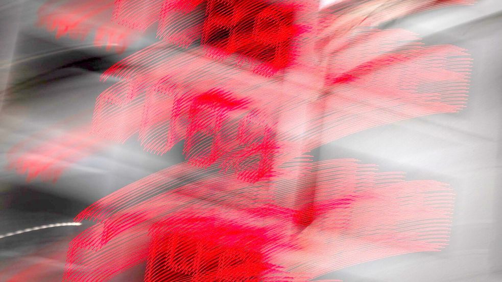 Bei den Spritpreisen ist wieder Bewegung. (Archivbild) Foto: Peter Kneffel/dpa