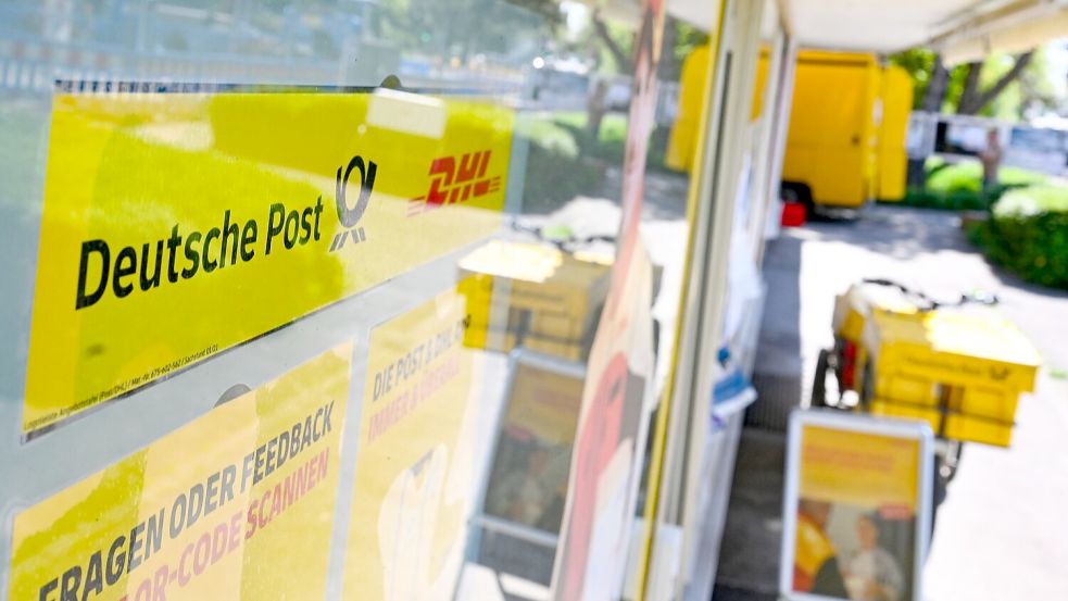 Hier gibt es sie: eine ganz normale Postfiliale - mancherorts in Deutschland gibt es sie hingegen nicht. Foto: Bernd Weißbrod