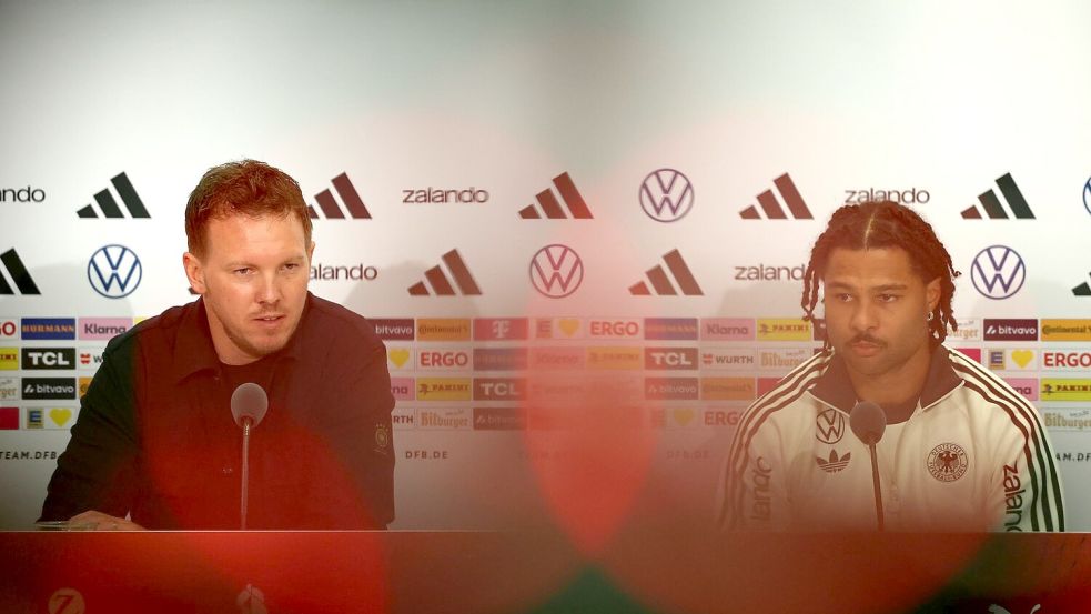 Kein gemeinsamer Sommer? Nagelsmann und Gnabry. Foto: Christian Charisius/dpa