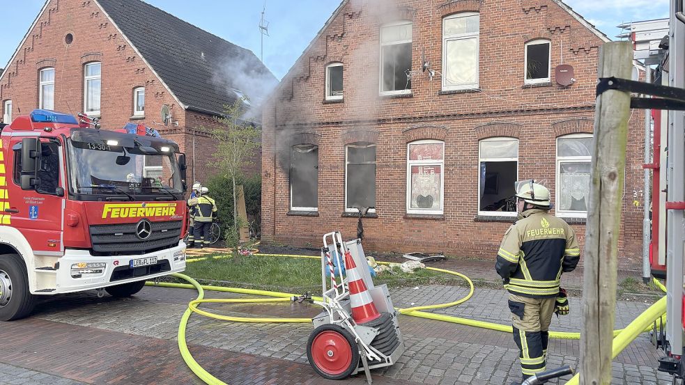 Die Feuerwehr wurde zu einem Brand in die Großstraße in Leer gerufen. Foto: Jonas Bothe