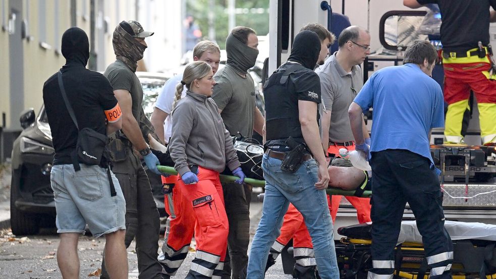 Bei der Festnahme wurde der Tatverdächtige von Polizisten angeschossen und dabei schwer verletzt. (Archivbild) Foto: Federico Gambarini