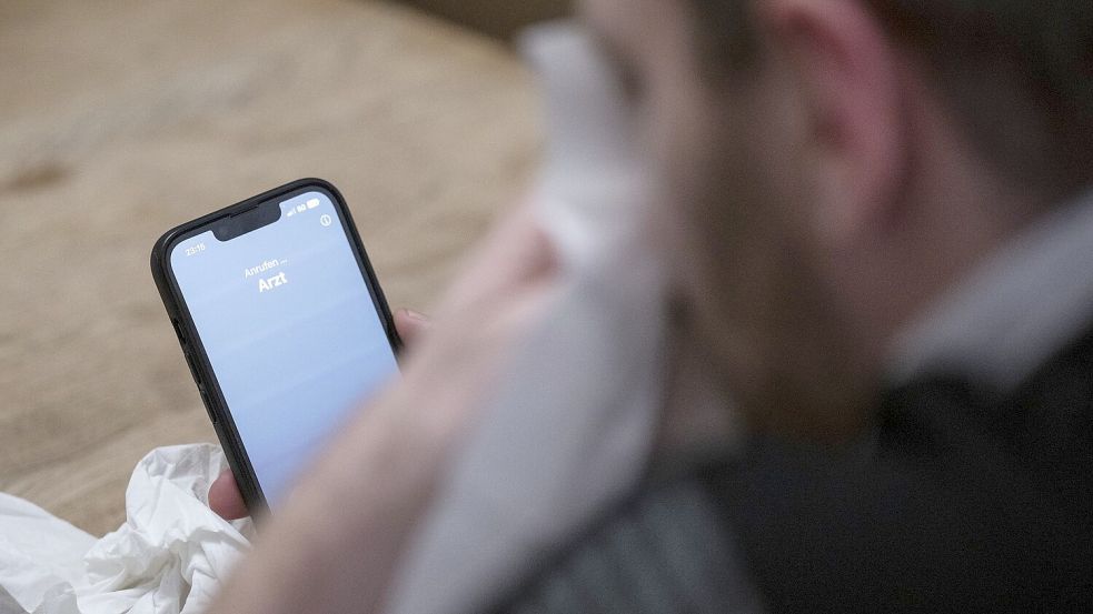 Wer in Ostfriesland einen neuen Arzt sucht, muss vor allem Geduld haben. Immer mehr Praxen lehnen neue Patienten ab. Symbolfoto: Hannes P Albert/dpa