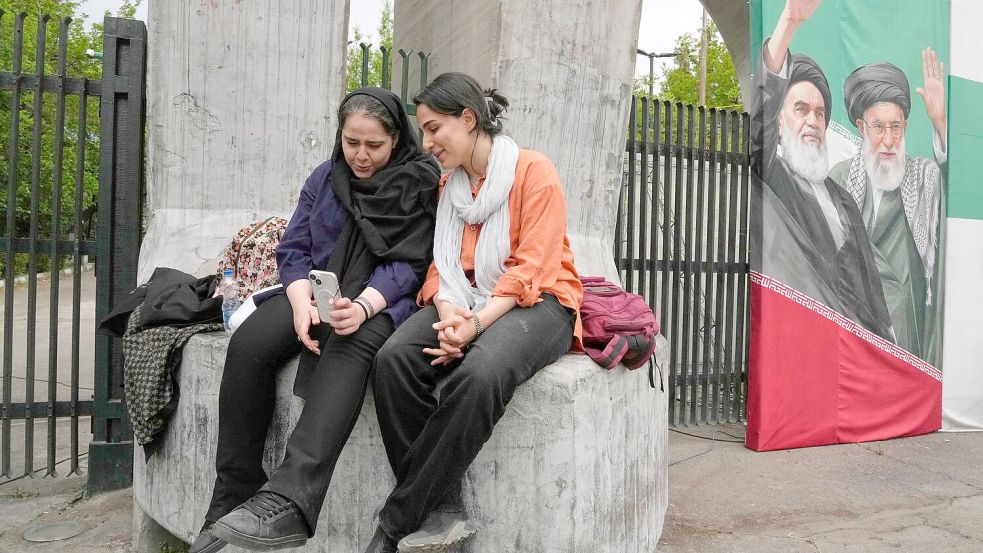 Die Machthaber in Teheran haben noch nicht entschieden, ob sie zu einer zweiten Verhandlungsrunde mit den USA nach Islamabad reisen. Foto: Vahid Salemi