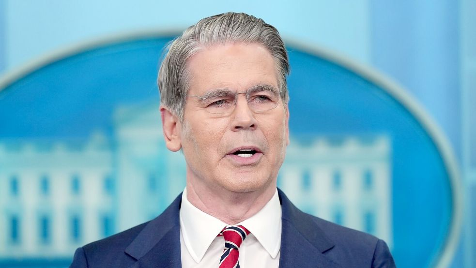 US-Finanzminister Bessent meint, dass die US-Seeblockade dem Iran wichtige Einnahmen nimmt. (Archivbild) Foto: Alex Brandon