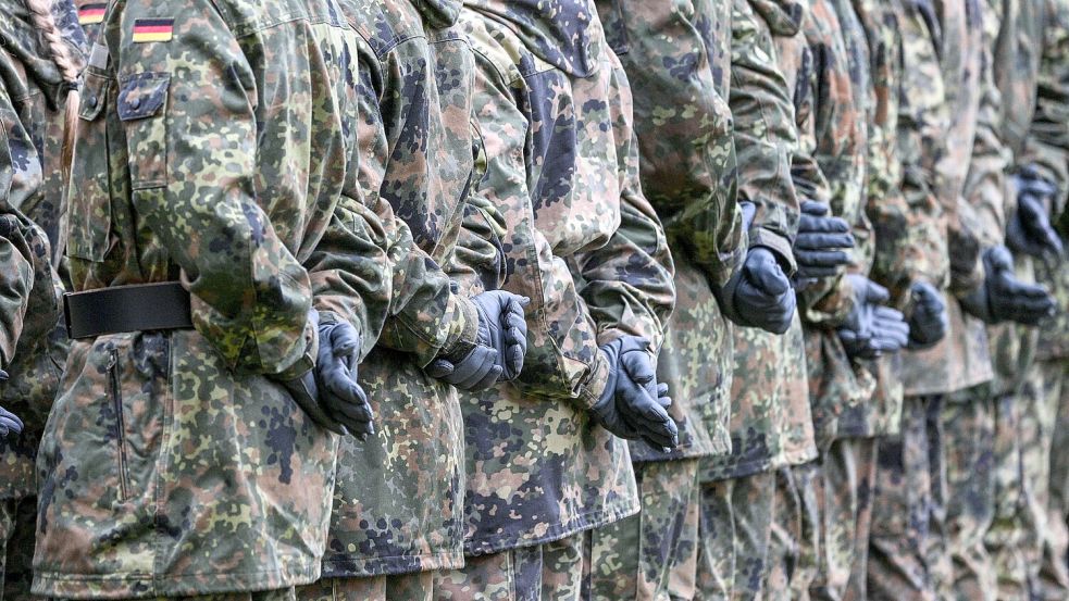 Ab dem 65. Geburtstag dürfen ehemalige Soldaten weder beordert werden noch an Reserveübungen teilnehmen – selbst wenn sie fit sind und es wollen. Foto: dpa/Jens Kalaene
