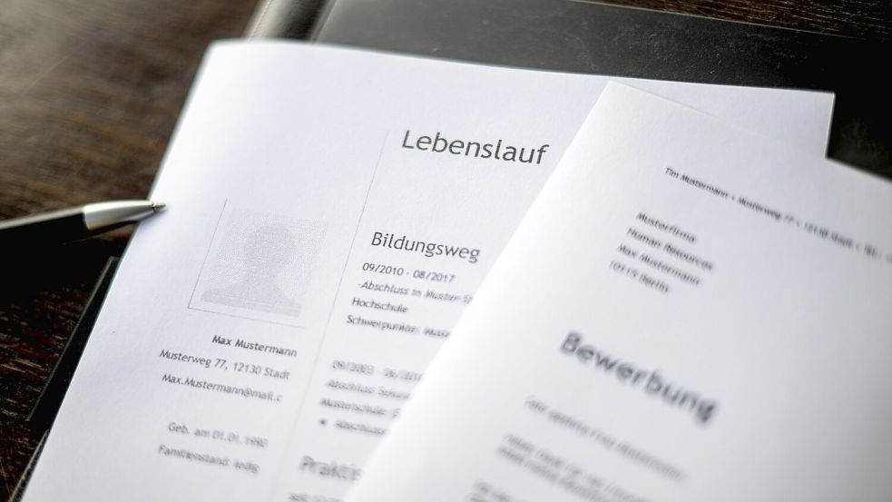 Bewerbungen bleiben bei Arbeitgebern zunehmend häufig unbeantwortet - mit ungünstigen Folgen. (Symbolbild) Foto: picture alliance/dpa