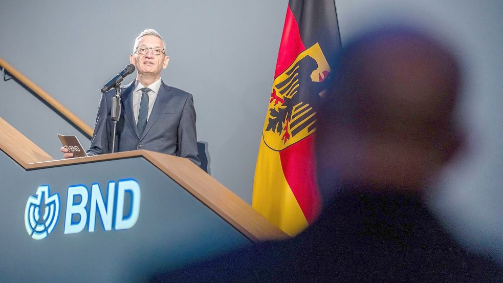 Der Präsident des Bundesnachrichtendienstes, Martin Jäger, will den BND zu einer schlagkräftigen Abwehreinheit gegen Angriffe auf Deutschland machen. Foto: Michael Kappeler/dpa
