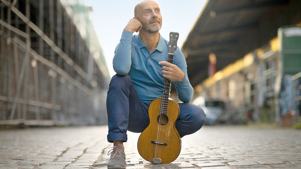 Jon Flemming Olsen ist Musiker und Schauspieler. Jetzt tritt er in Leer auf. Foto: Nils Pillokat
