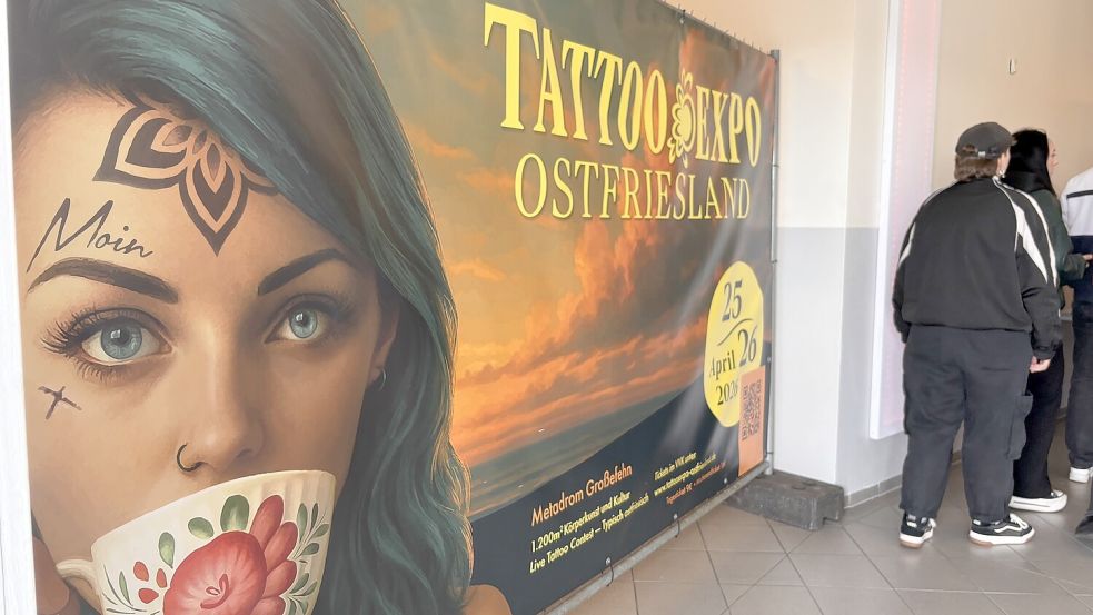 Mit dem Teerosen-Motiv hatten die Veranstalter aus Ihlow schon Wochen vorher geworben. Foto: Christin Wetzel