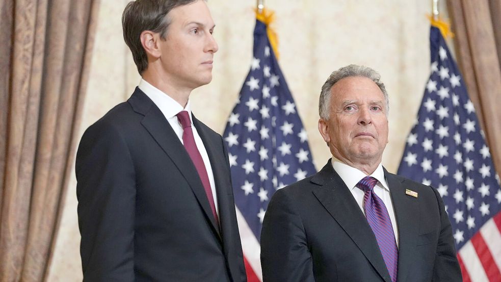 Jared Kushner und Steve Witkoff reisen nun zunächst doch nicht nach Pakistan. (Archivbild) Foto: Jacquelyn Martin