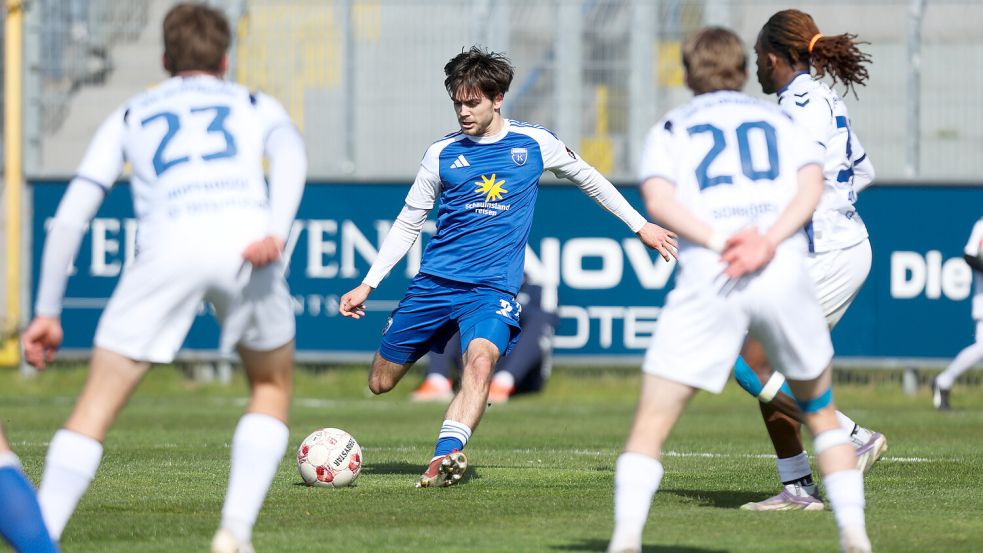 Auch gegen den VfB Oldenburg erzielte Mika Eickhoff am Sonntag ein Tor. Foto: Jens Doden/ Emden
