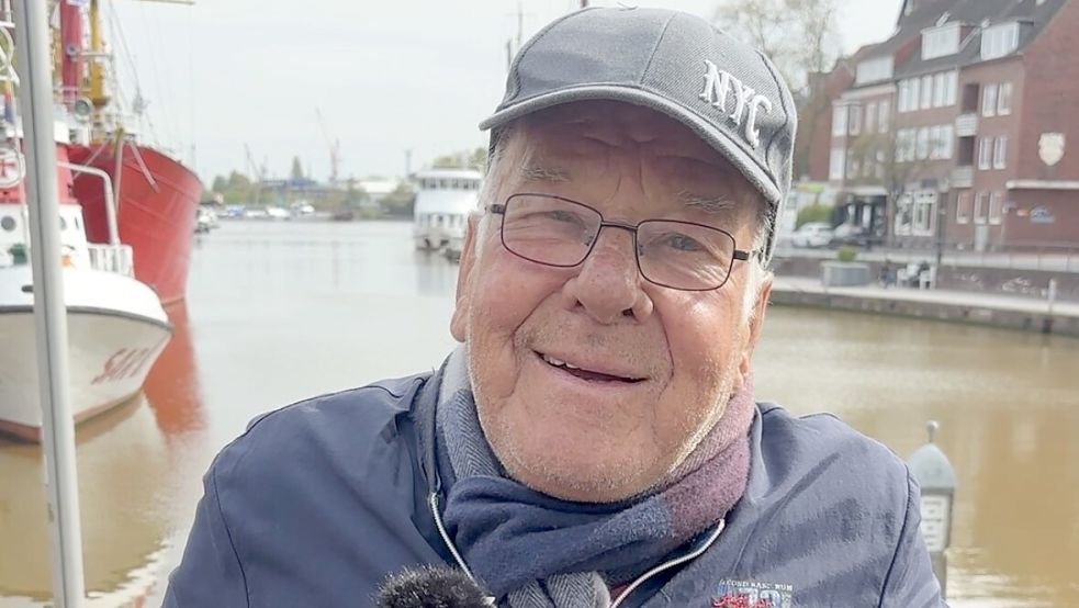 Ulrich Fürst befürchtet, dass der Kanzler Rentner wie ihn aus den Augen verliert. Foto: Deike Terhorst