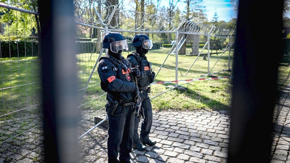 Das Verfahren steht unter besonderen Sicherheitsvorkehrungen. Foto: Sina Schuldt