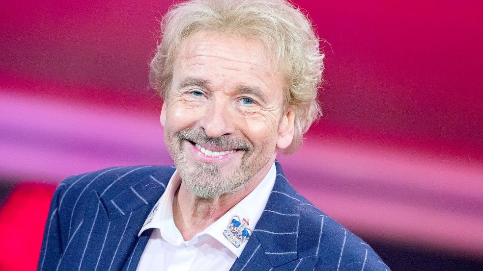 Thomas Gottschalks Auftritt als Moderator einer Preisverleihung ist auf Herbst verschoben worden. (Archivbild) Foto: Rolf Vennenbernd