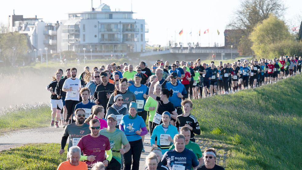 Am Dienstagabend startete der Ossiloop 2026. Foto: Klaus Ortgies