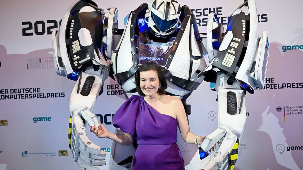 Digitalministerin Dorothee Bär (CSU) verkündete den Hauptgewinner. Foto: Sven Hoppe