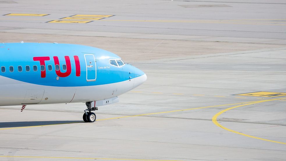 Der Unfall ereignete sich während einer Zeremonie zur Taufe eines Flugzeugs des Touristikunternehmens TUI. (Symbolbild) Foto: Christoph Schmidt