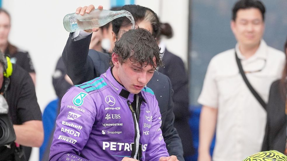 Kalte Dusche für Miami-Sieger Kimi Antonelli. Foto: Rebecca Blackwell