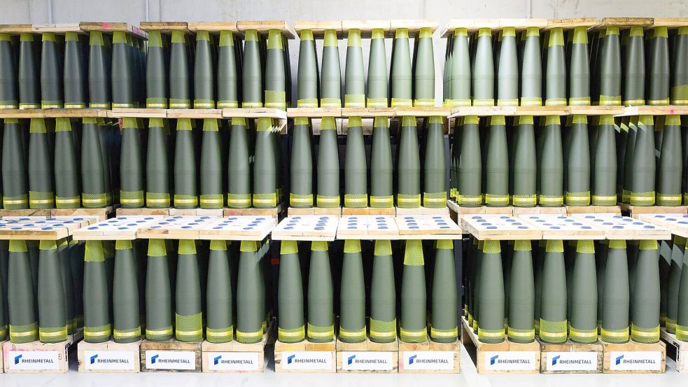 Artilleriegranaten von Rheinmetall im größten Werk der Rüstungsschmiede in Unterlüß (Niedersachsen). Foto: Julian Stratenschulte