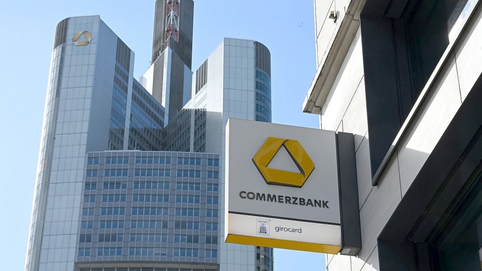 Die Commerzbank wehrt sich seit Monaten gegen eine mögliche Übernahme durch die Unicredit. (Archivbild) Foto: Michael Brandt