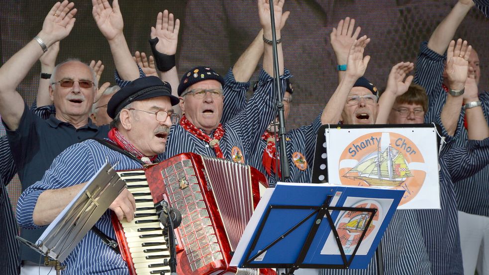 Vom Shanty-Chor bis zur Liveband am Abend wird viele Musik geboten.