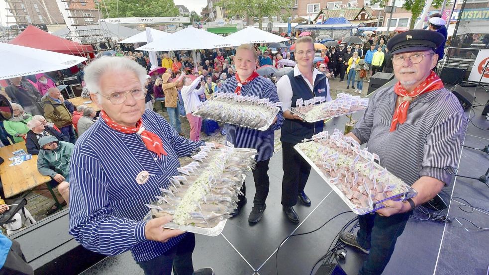 Im Mittelpunkt der 35. Emder Matjestage steht wieder der aromatische junge Hering. Archivfoto