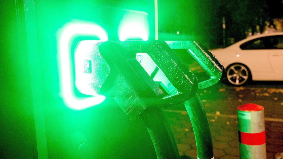 Die neue Förderung für E-Autos kann rückwirkend zum Jahresanfang beantragt werden Foto: Daniel Bockwoldt