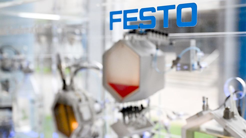 Festo plant den Abbau von Stellen. (Archivbild) Foto: Bernd Weißbrod