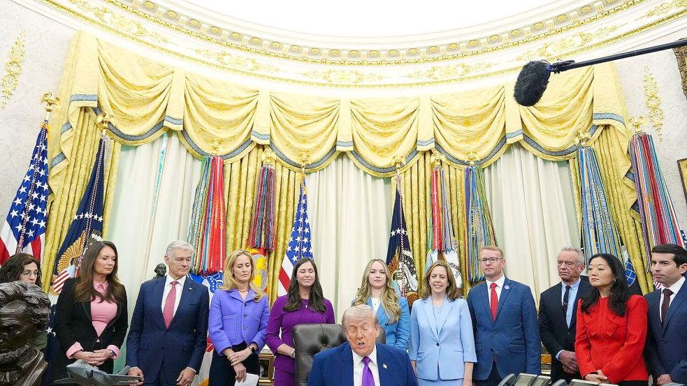 Die Waffenruhe hängt laut Trump am seidenen Faden. Foto: Jacquelyn Martin