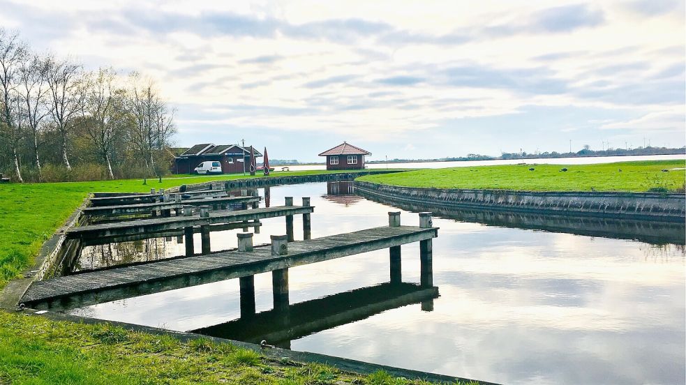 Das Große Meer ist wegen seiner geringen Wassertiefe sehr beliebt. Bei der Wasserqualität schneidet es diesmal aber nur mit "Ausreichend" ab. Foto: Holger Janssen