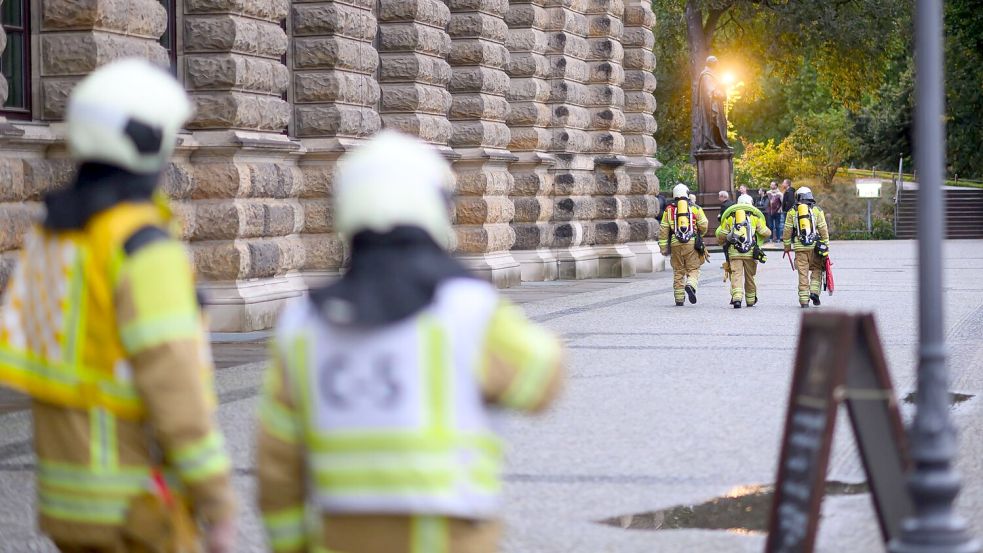 Nicht selten stellt sich vor Ort heraus, dass es nicht brennt. (Archivbild) Foto: Robert Michael