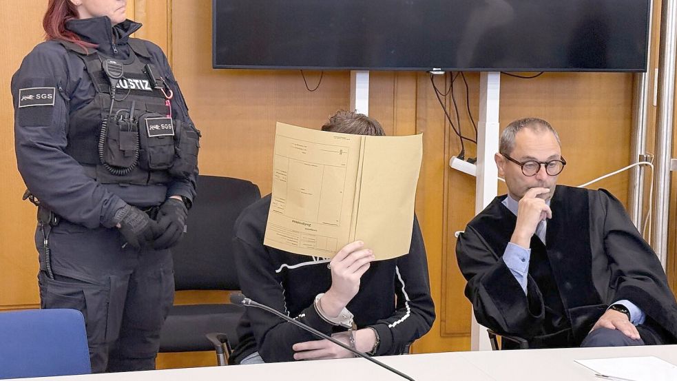 Der 18-Jährige muss nun für einige Jahre in Haft. Das Urteil ist aber noch nicht rechtskräftig. (Archivbild) Foto: Nico Pointner/dpa