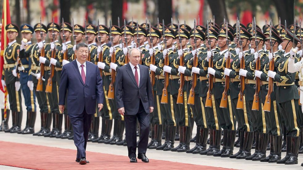 Kurz nach Donald Trump wird auch der russische Präsident Wladimir Putin in Peking empfangen. Foto: Maxim Shemetov