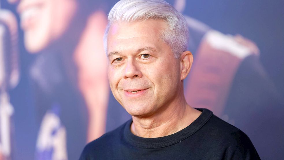 Ja, auch der einstige MTV-Moderator Markus Kavka ist ergraut – so wie seine Idole der Band Depeche Mode. In Osnabrück liest der Musikjournalist und DJ am 24. Mai 2026 aus seiner literarischen Liebeserklärung an die Synthie-Pop-Band. Foto: IMAGO/Eventpress