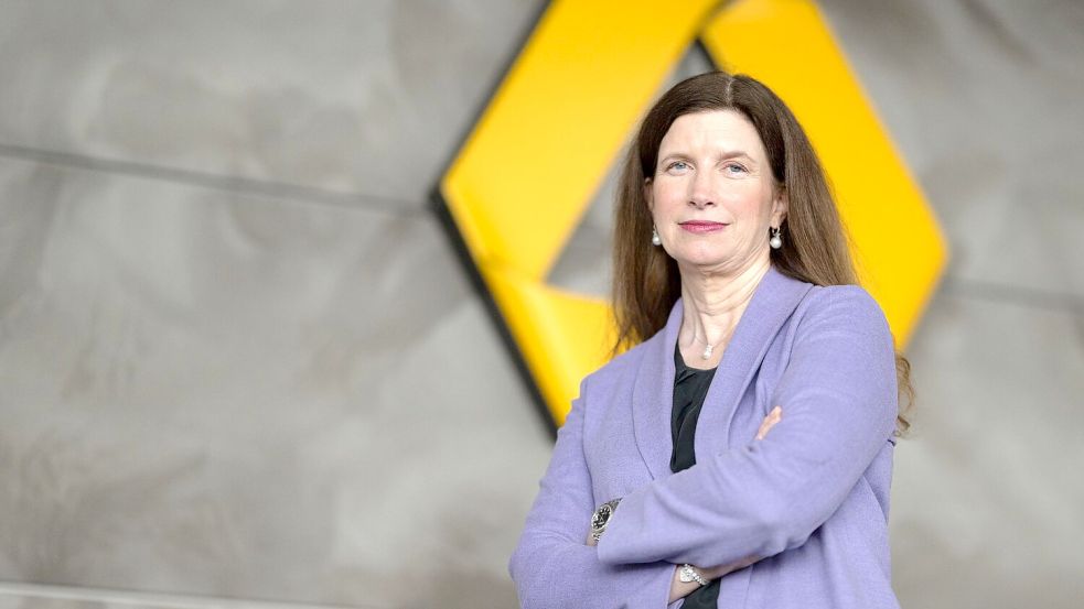 Kämpft um die Eigenständigkeit der Commerzbank: Vorstandschefin Bettina Orlopp. (Archivbild) Foto: Boris Roessler