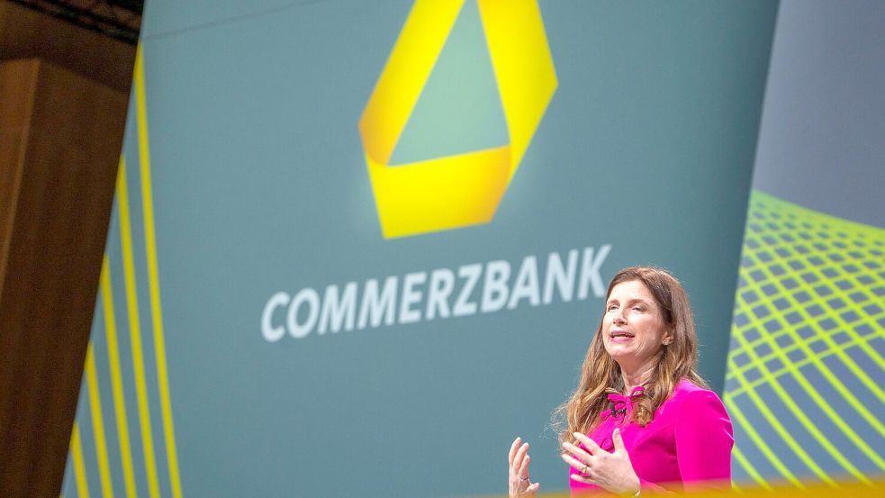 Kämpft um die Eigenständigkeit der Commerzbank: Konzernchefin Bettina Orlopp. Foto: Andreas Arnold