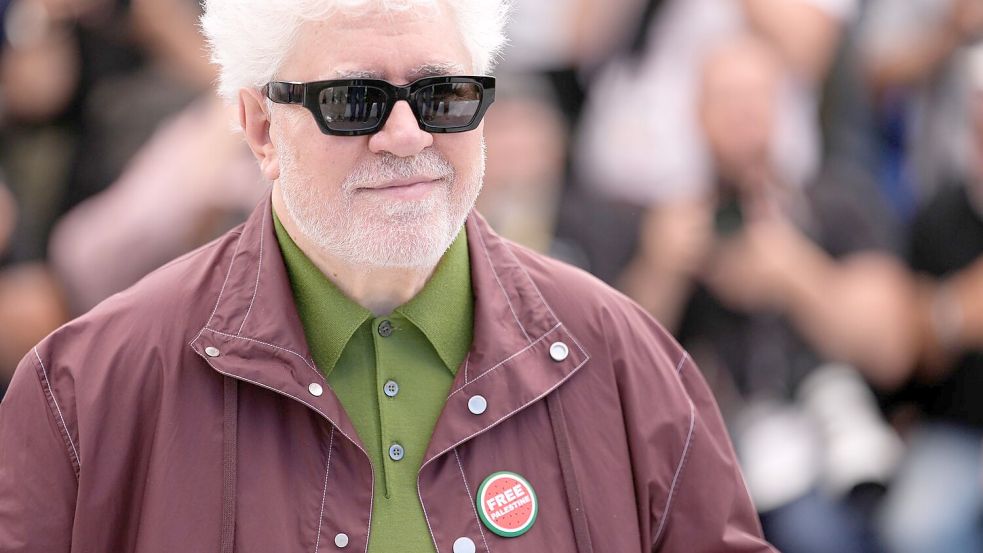 Pedro Almodóvar zeigt in Cannes seinen neuen Film „Bitter Christmas“. Foto: John Locher