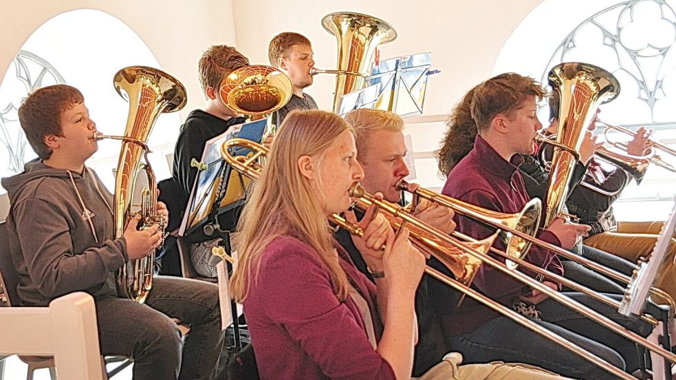 Mit einem musikalischen Gottesdienst und zahlreichen Gästen hat der CVJM Neermoor sein 125-jähriges Bestehen gefeiert. Foto: Bodo Wolters
