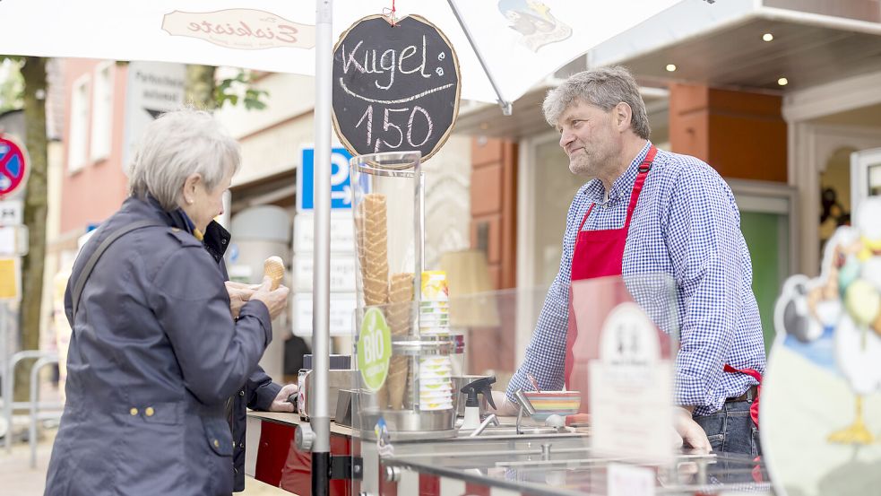 Das kulinarische Angebot beim Lekkermarkt reicht von Eis über Burger bis hin zu Churros. Foto: Akka Fotografie