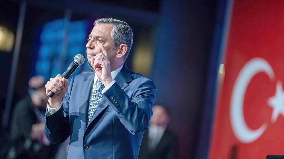 Der ehemalige Parteivorsitzende schickt eine Nachricht aus dem Parteisitz. (Archivbild) Foto: Tunahan Turhan