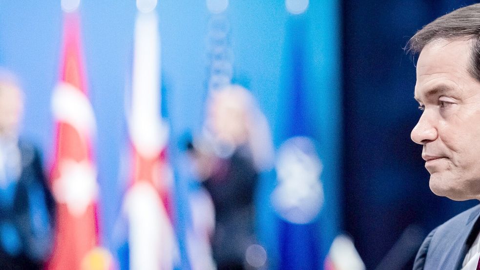 Will Nutzungseinschränkungen für US-Militärstützpunkte nicht akzeptieren: US-Außenminister Marco Rubio. Foto: Christoph Soeder/dpa