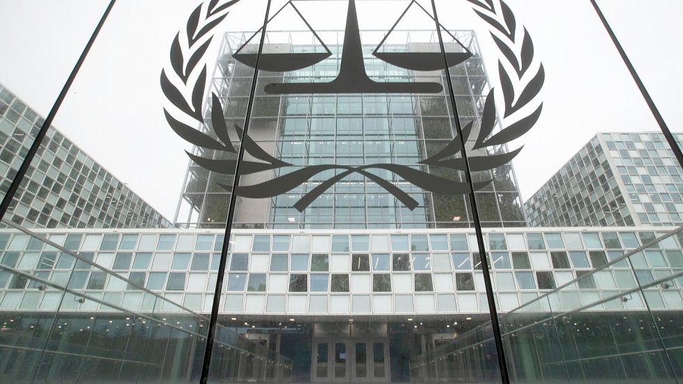 Ungarn will Teil des Weltstrafgerichts bleiben. (Archivbild) Foto: Peter Dejong/AP/dpa