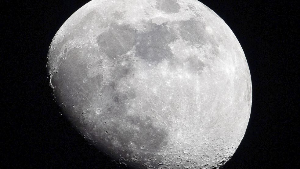 Nach der erfolgreichen Landung auf dem Mond geht es nun darum, ihn besiedeln zu können. Foto: dpa/picture alliance/Boris Roessler