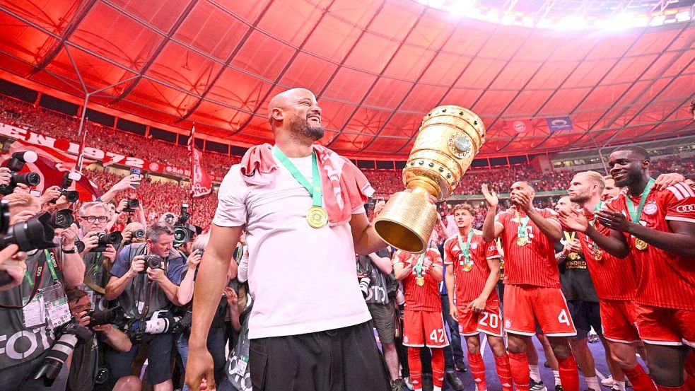 Vincent Kompany ist der Schöpfer des Bayern-Doubles. Foto: Tom Weller/dpa