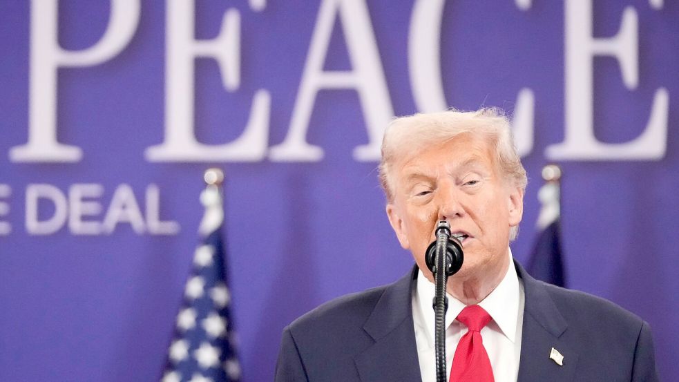 Trump will bei den Iran-Verhandlungen „nichts überstürzen“. (Archivbild) Foto: Mark Schiefelbein/AP/dpa