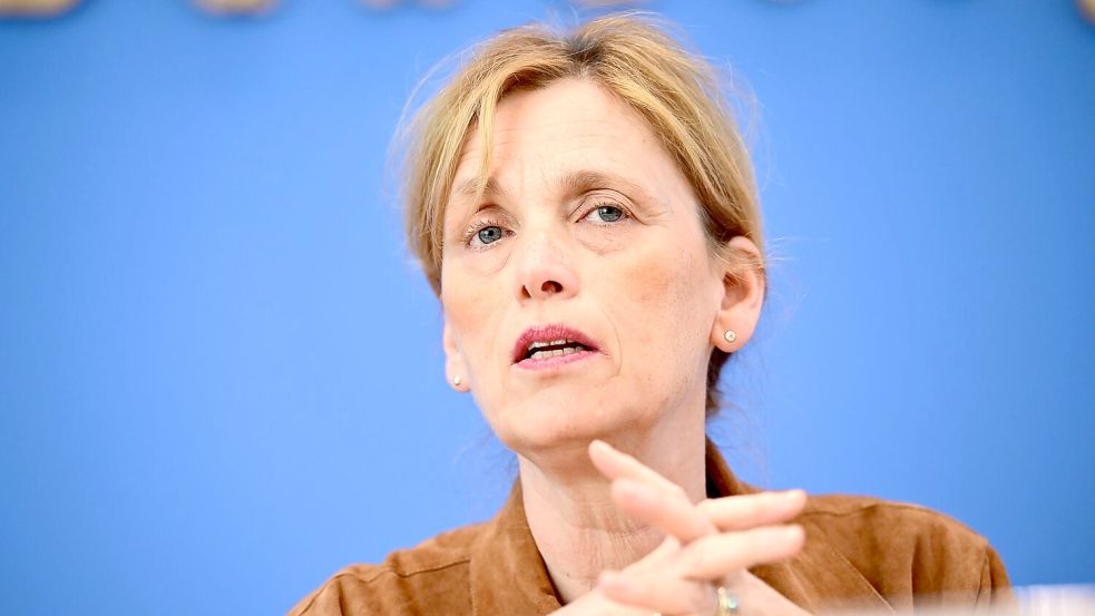 Die Bildungsministerin hält spürbare Verbesserungen bei der Bildung für möglich. Foto: Sebastian Gollnow/dpa