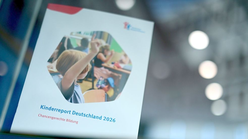 Der Kinderreport zeigt, was sich die Betroffenen vom Bildungssystem wünschen. Foto: Sebastian Gollnow/dpa